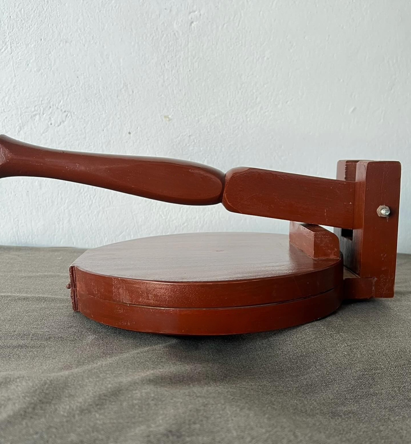 wooden roti maker