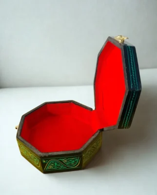 Diagonal Naqshi Wooden Jewelry Box